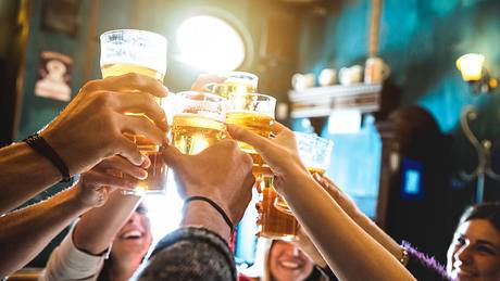 Alkoholfreies Bier - Foto: iStock/ViewApart