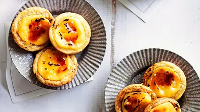All eyes on… Pasteis de Nata Rezept - Foto: LECKER @ Bauer Media Group