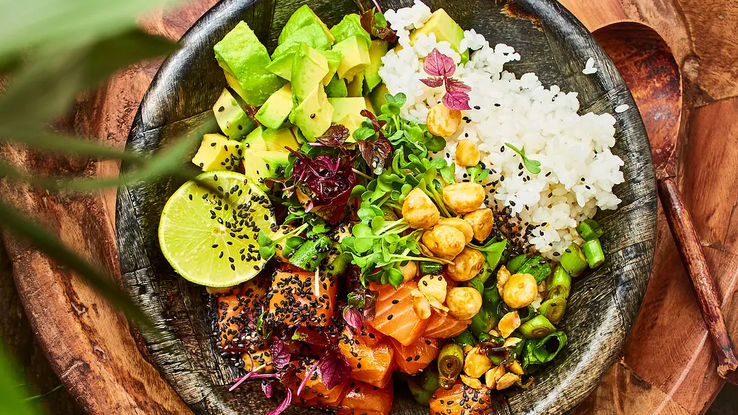 Aloha-Poke-Bowl Rezept - Foto: LECKER @ Bauer Media Group Aloha-Poke-Bowl Rezept - Foto: LECKER @ Bauer Media Group