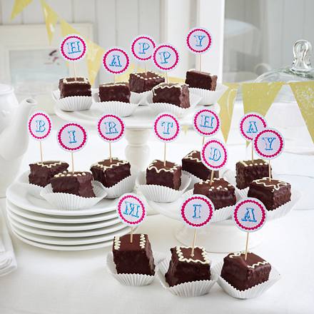 Alphabet Petit Fours Rezept Alphabet Petit Fours Rezept