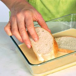 Altbackenes Brot für in Eiermilch legen - Foto: House of Food / Bauer Food Experts KG