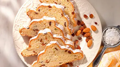 Altfränkischer Butterstollen Rezept - Foto: LECKER @ Bauer Media Group