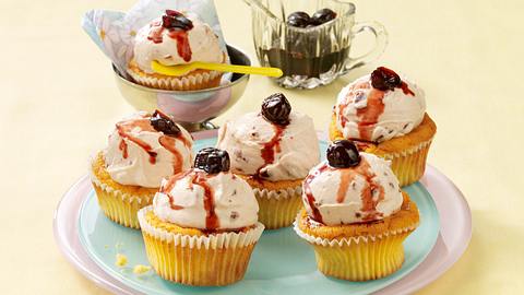 Amarena-Kirsch-Käsemuffins Rezept - Foto: Först, Thomas