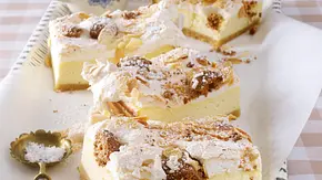 Amaretto-Käse-Schnitten Rezept - Foto: LECKER @ Bauer Media Group