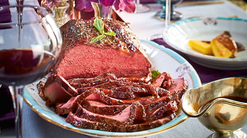 American Roastbeef mit Rotweinsoße Rezept - Foto: House of Food / Bauer Food Experts KG