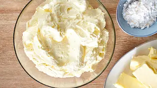 Amerikanische Buttercreme Rezept - Foto: LECKER @ Bauer Media Group Amerikanische Buttercreme Rezept - Foto: LECKER @ Bauer Media Group