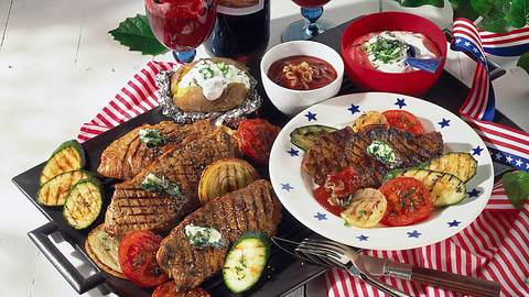Amerikanische Steakplatte Rezept - Foto: House of Food / Bauer Food Experts KG