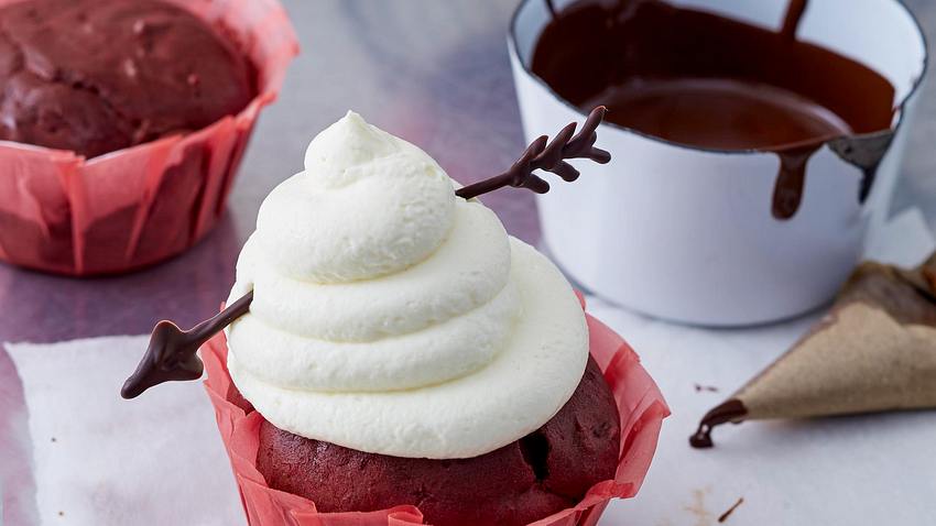 Amors Red-Velvet-Cupcake Rezept - Foto: House of Food / Bauer Food Experts KG