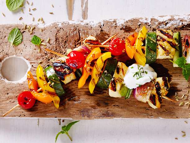 Ananas-Fleisch-Spieße vom Grill Rezept Ananas-Fleisch-Spieße vom Grill Rezept