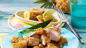 Ananas-Hähnchen mit Kochbananen Rezept - Foto: LECKER @ Bauer Media Group Ananas-Hähnchen mit Kochbananen Rezept - Foto: LECKER @ Bauer Media Group