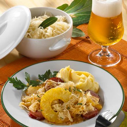 Ananas-Kraut mit Cabanossi Rezept