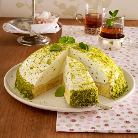 Ananas-Kuppeltorte mit Minz-Frischkäsecreme Rezept