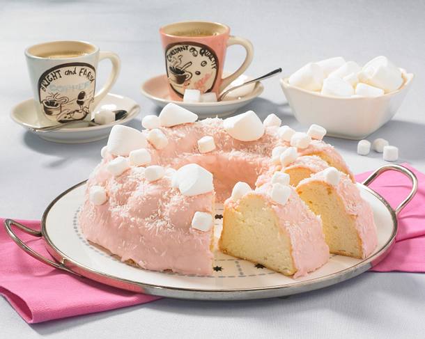 Angel Cake mit Marshmallows Rezept Angel Cake mit Marshmallows Rezept