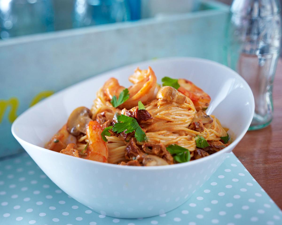 Angel-Hair-Pasta (Capellini mit Tomaten-Soße) Rezept