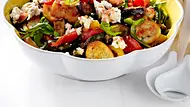 Antipasti-Brotsalat mit Feta Rezept - Foto: LECKER @ Bauer Media Group Antipasti-Brotsalat mit Feta Rezept - Foto: LECKER @ Bauer Media Group