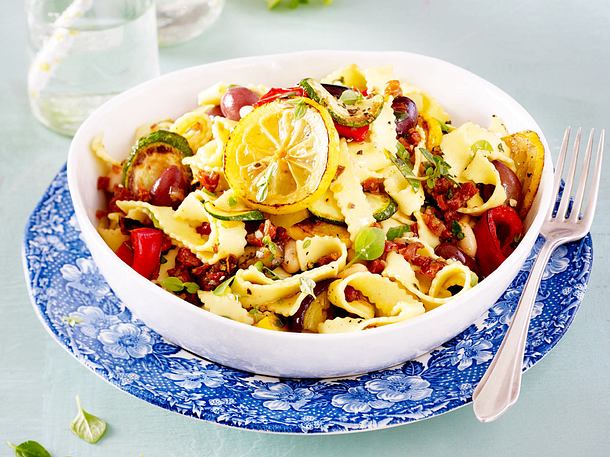 Antipasti-Nudeln Rezept