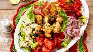 Antipasti-Platte Rezept - Foto: LECKER @ Bauer Media Group Antipasti-Platte Rezept - Foto: LECKER @ Bauer Media Group