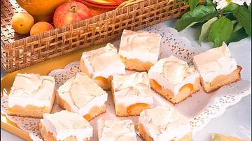 Apfel-Aprikosenkuchen mit Schaummasse Rezept - Foto: LECKER @ Bauer Media Group Apfel-Aprikosenkuchen mit Schaummasse Rezept - Foto: LECKER @ Bauer Media Group