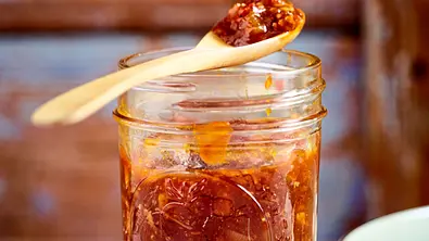 Apfel-Bacon-Jam Rezept - Foto: LECKER @ Bauer Media Group