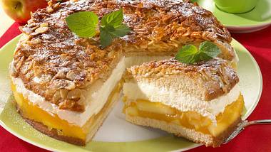 Apfel-Bienenstich-Torte Rezept - Foto: House of Food / Bauer Food Experts KG