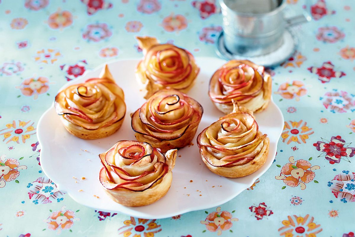 Apfel-Blätterteig-Röschen Rezept