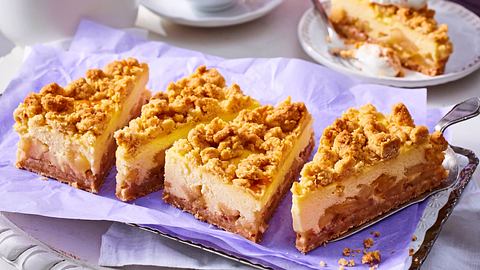 Apfel-Crumble-Käsekuchen Rezept - Foto: House of Food / Bauer Food Experts KG