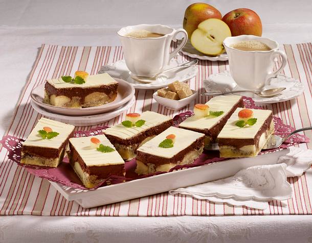 Apfel-Donauwelle mit Guss Rezept Apfel-Donauwelle mit Guss Rezept
