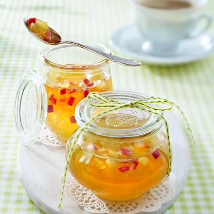 Apfel-Holunderblüten-Gelee mit Prosecco Rezept Apfel-Holunderblüten-Gelee mit Prosecco Rezept