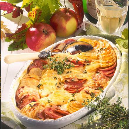Apfel-Kartoffel-Lyoner Gratin Rezept Apfel-Kartoffel-Lyoner Gratin Rezept