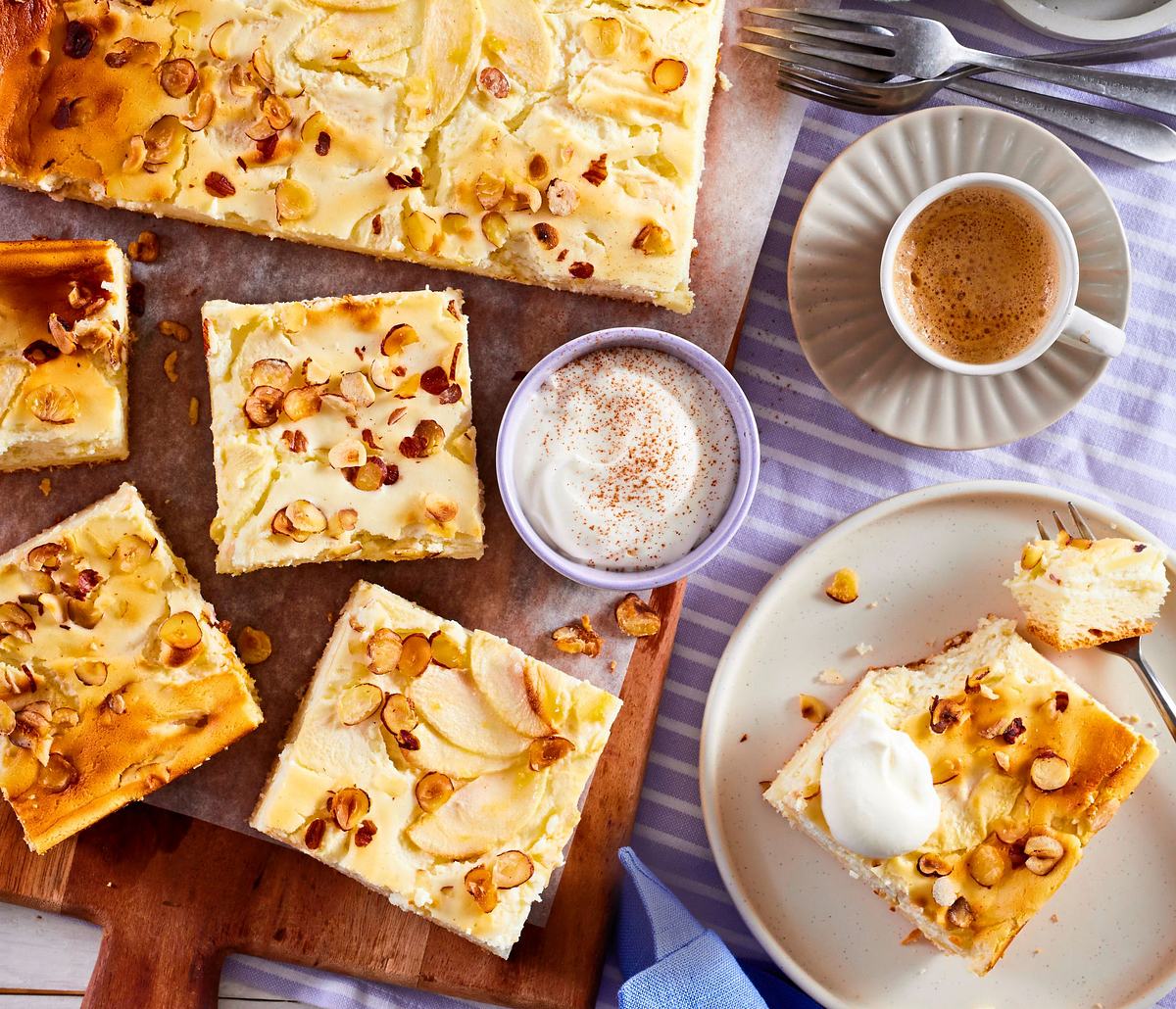 Apfel-Käsekuchen  fränkischer Art vom Blech Rezept