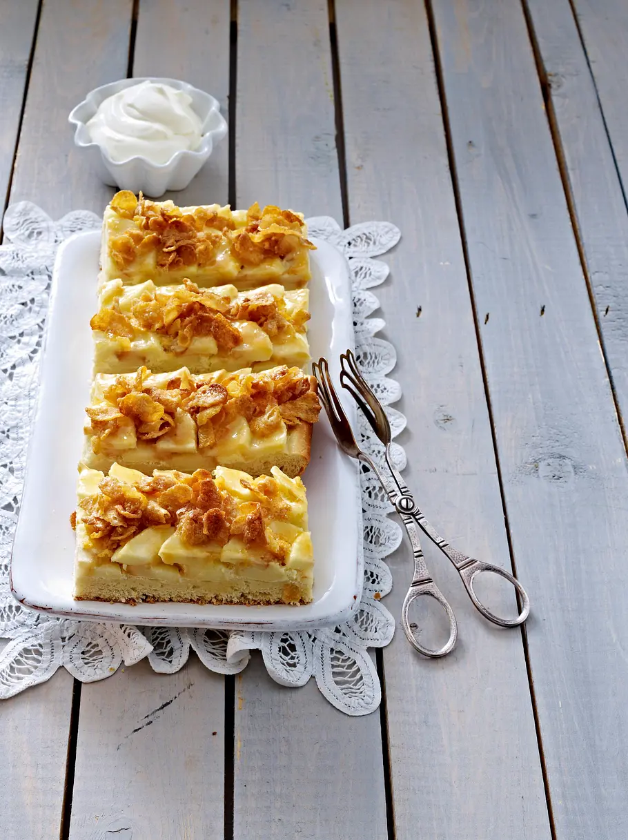 Apfel-Knusperkuchen vom Blech Rezept Apfel-Knusperkuchen vom Blech Rezept
