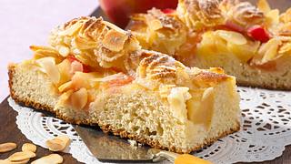 Apfel-Makronen-Kuchen Rezept - Foto: House of Food / Bauer Food Experts KG