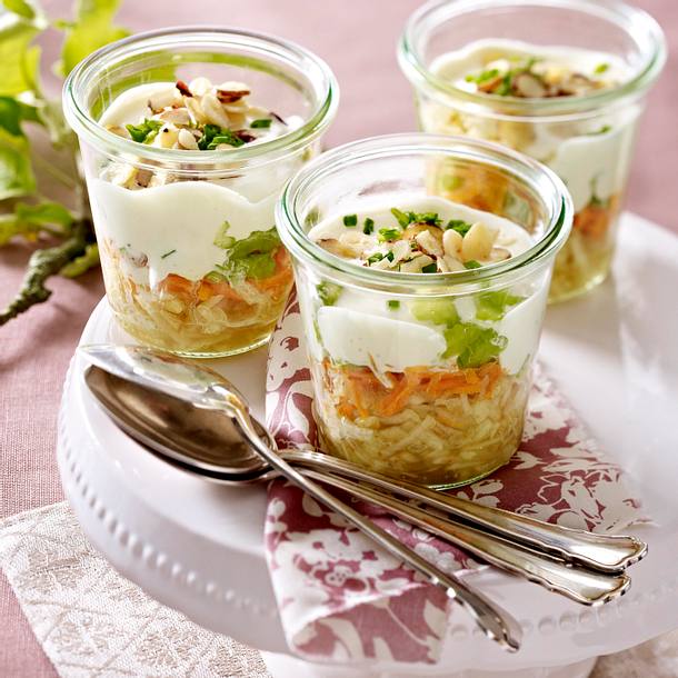 Apfel-Möhren-Schichtsalat Rezept Apfel-Möhren-Schichtsalat Rezept