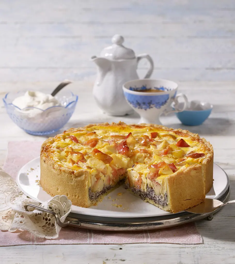 Apfel-Mohnkuchen mit Schmandguss Rezept Apfel-Mohnkuchen mit Schmandguss Rezept