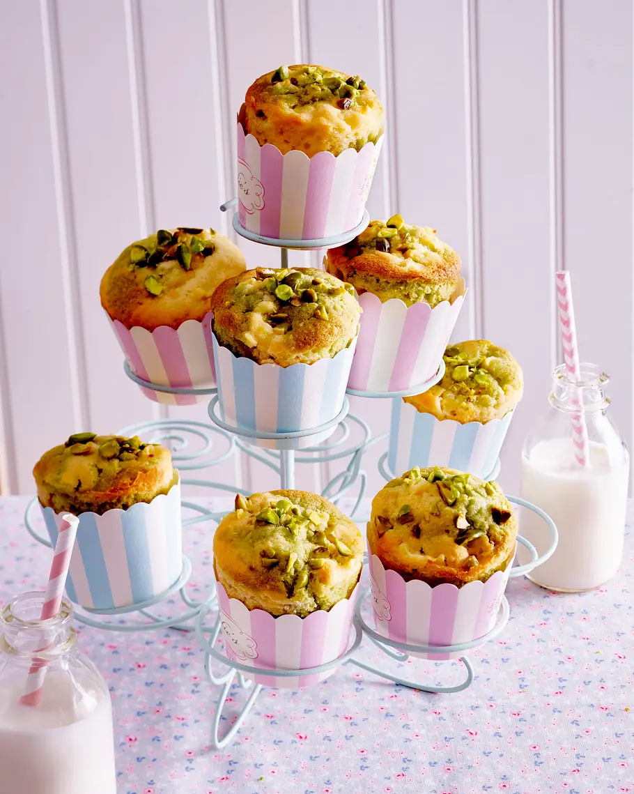 Apfel-Pistazien-Muffins Rezept Apfel-Pistazien-Muffins Rezept