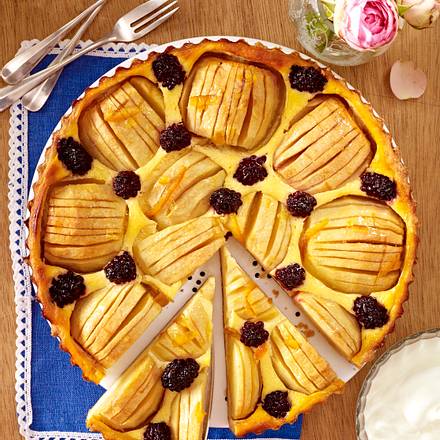 Apfel-Quarktarte mit Brombeeren Rezept Apfel-Quarktarte mit Brombeeren Rezept