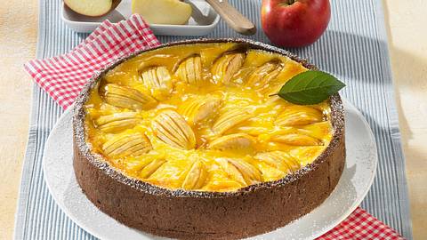 Apfel-Rahm-Kuchen Rezept - Foto: House of Food / Bauer Food Experts KG