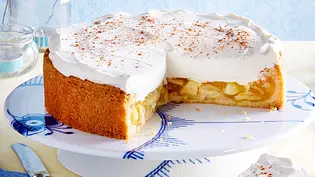 Apfel-Schmand-Torte Rezept - Foto: LECKER @ Bauer Media Group