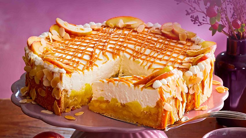 Apfel-Schmandtorte  mit Karamellgitter  Rezept - Foto: House of Food / Bauer Food Experts KG