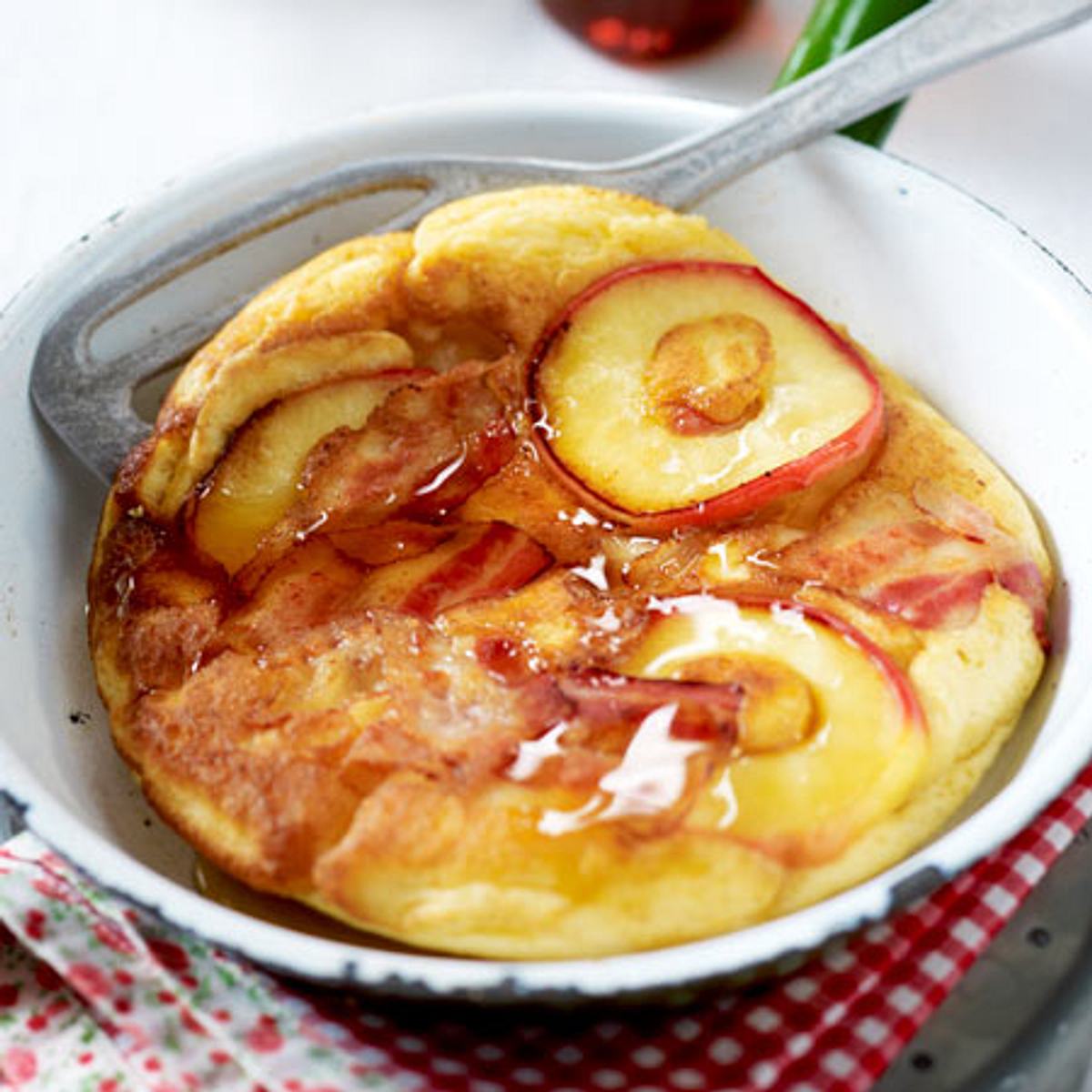 Apfel-Speck-Pfannkuchen Rezept