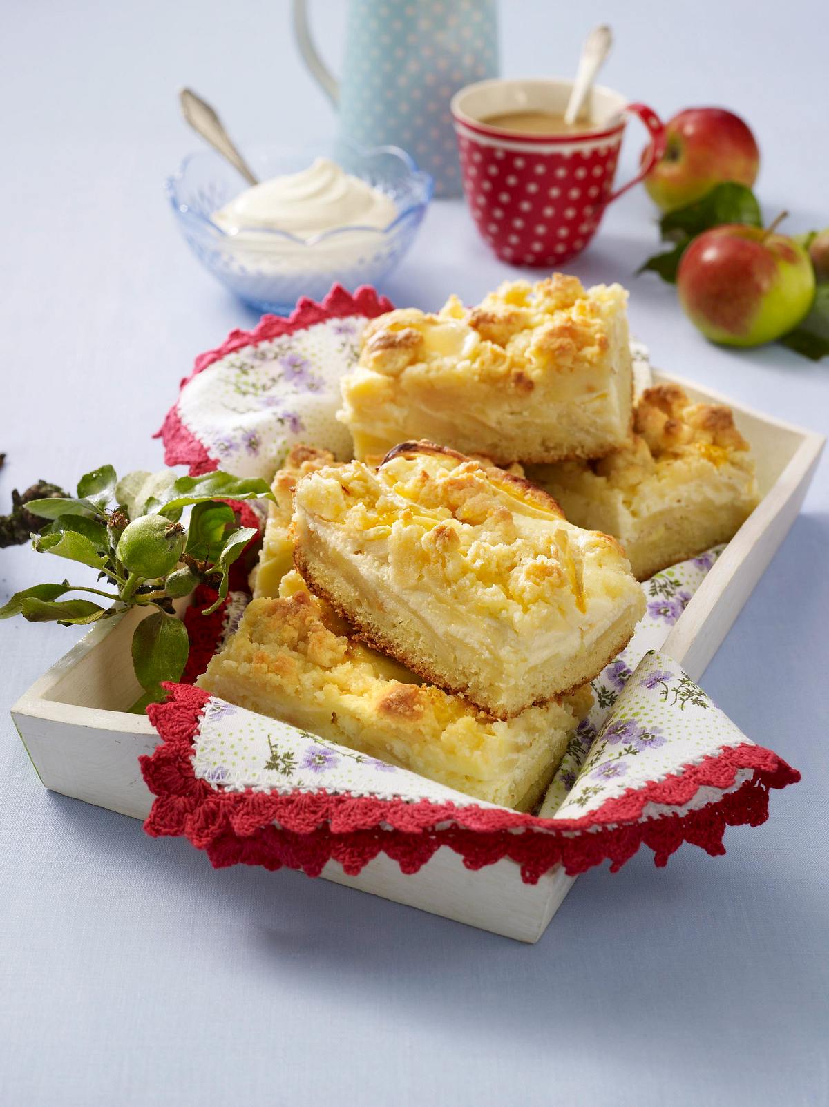 Apfel-Streusel-Kuchen vom Blech Rezept