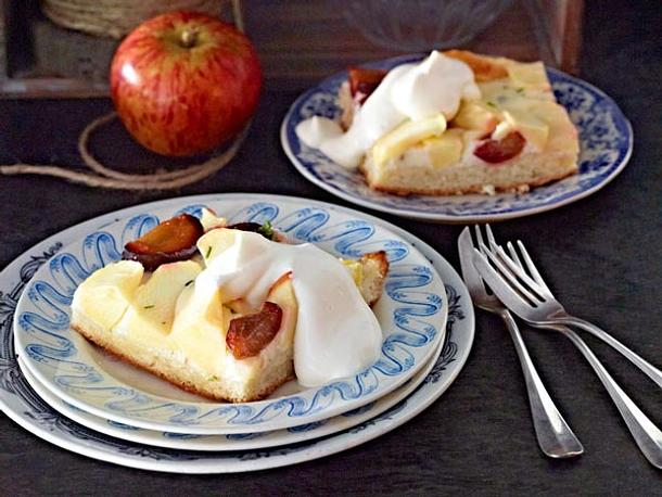 Apfel-Zwetschen-Schnitten Rezept