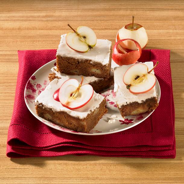 Apfelbrownies mit Zimtglasur Rezept Apfelbrownies mit Zimtglasur Rezept