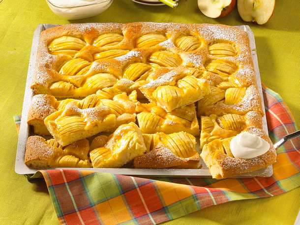 Apfelkuchen vom Blech Rezept