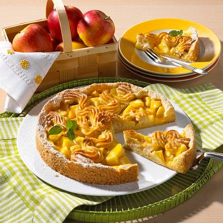 Apfelmarzipan-Kuchen Rezept