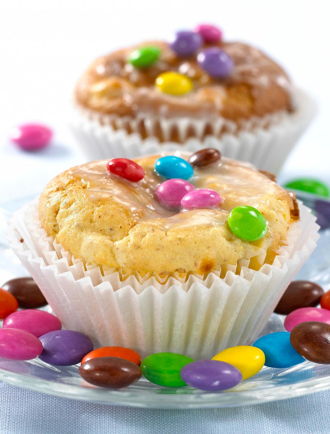 Apfelmuffins mit Schokolinsen Rezept | LECKER