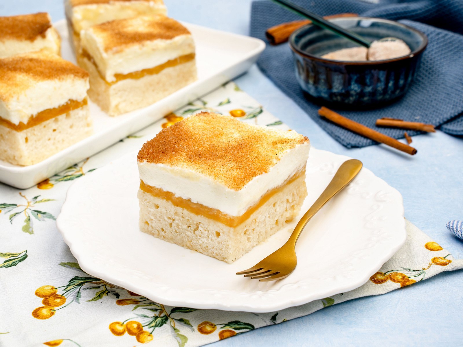 Apfelmus-Schmand-Kuchen Rezept | LECKER Apfelmus-Schmand-Kuchen Rezept | LECKER