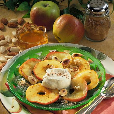 Apfelringe mit Honig und Mandeln Rezept