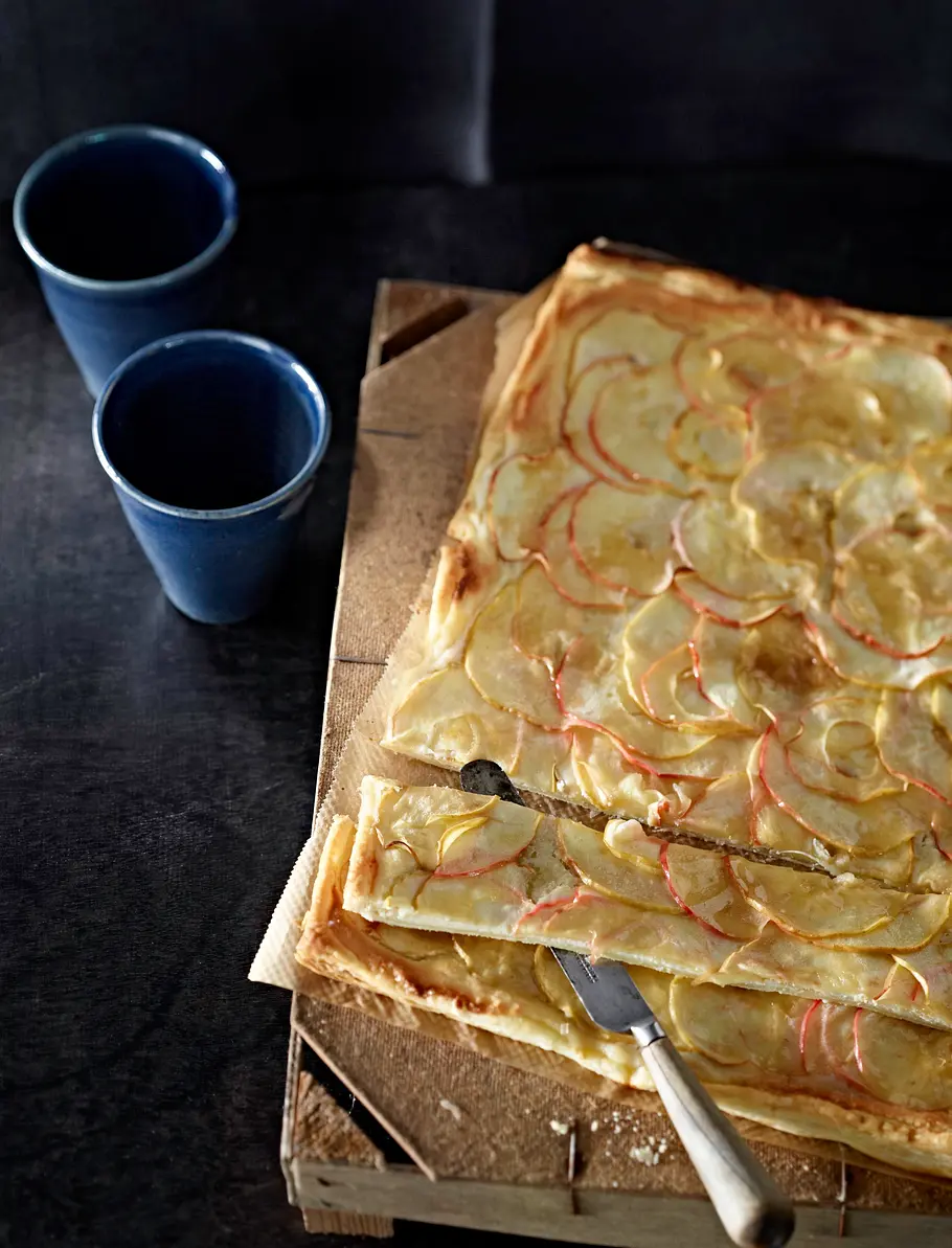 Apfeltarte mit Marzipan & Quitte Rezept Apfeltarte mit Marzipan & Quitte Rezept
