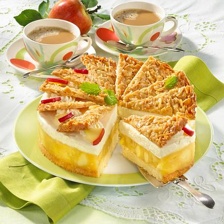 Apfeltorte mit Bienenstichfächern Rezept Apfeltorte mit Bienenstichfächern Rezept